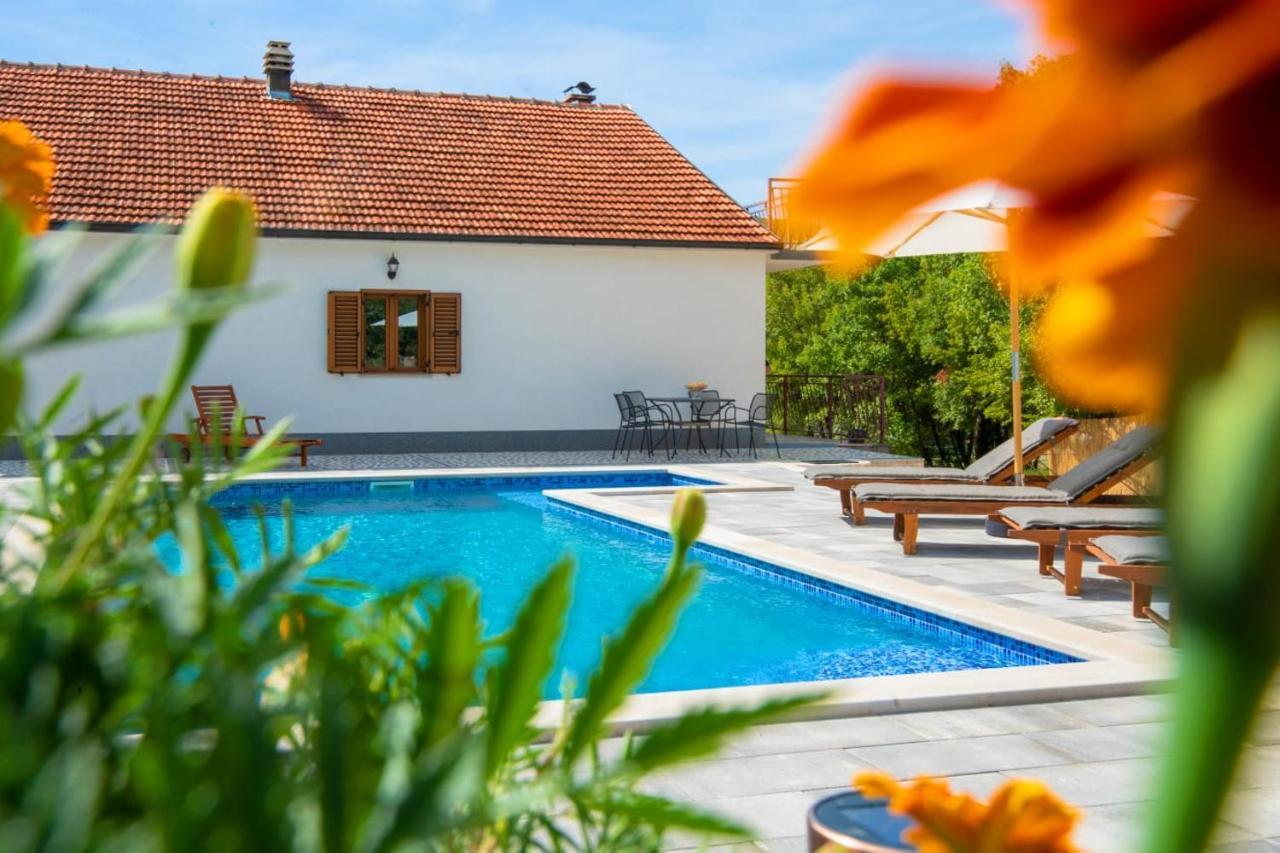 Holiday Home Tone, Makarska - Drum エクステリア 写真