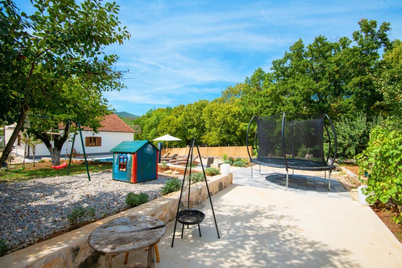 Holiday Home Tone, Makarska - Drum エクステリア 写真
